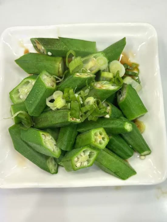 C7 白灼秋葵 / Okra Salad